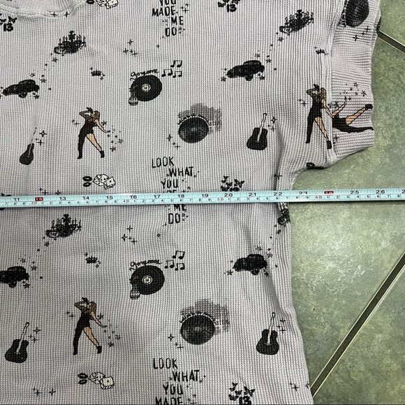 Elizabeth Faith TAYLOR SWIFT Purple Waffle Knit Lounge Pajama Set Youth 2XL EUC - Picture 6 of 10